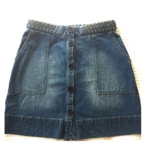Joie denim skirt
